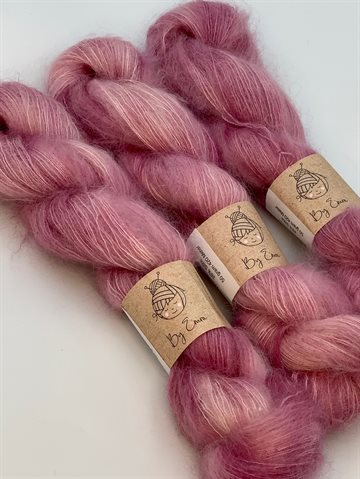 By Emra Silk Mohair/ Dusty rose 